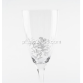 Conjunto de copo de vinho transparente de flores